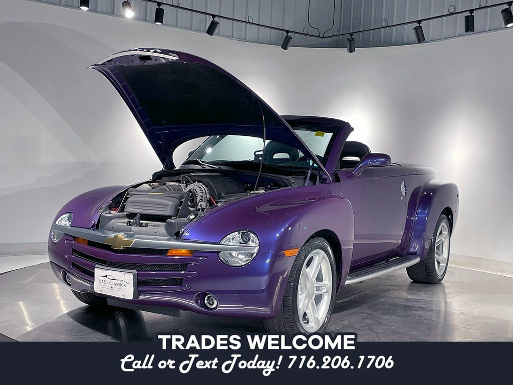 2004 Chevrolet SSR LS - Photo 25