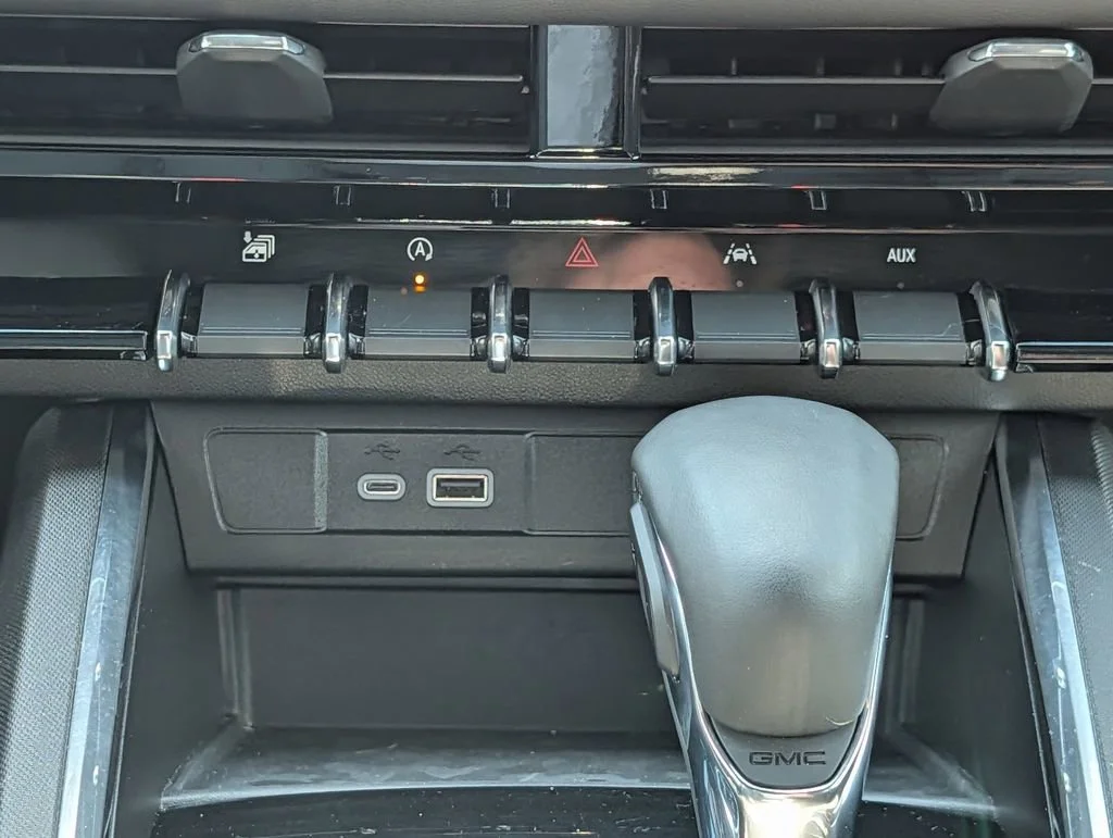 2026 GMC Canyon Elevation - Photo 11