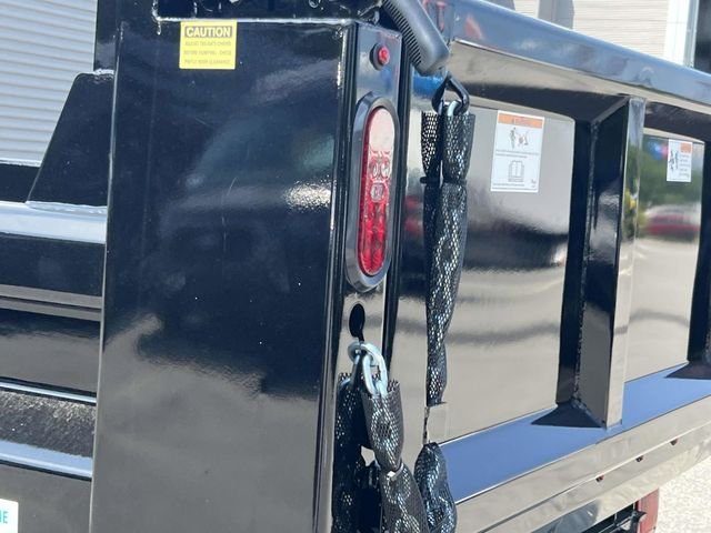 2025 Ford F-350 Super Duty Chassis Cab XL - Photo 22