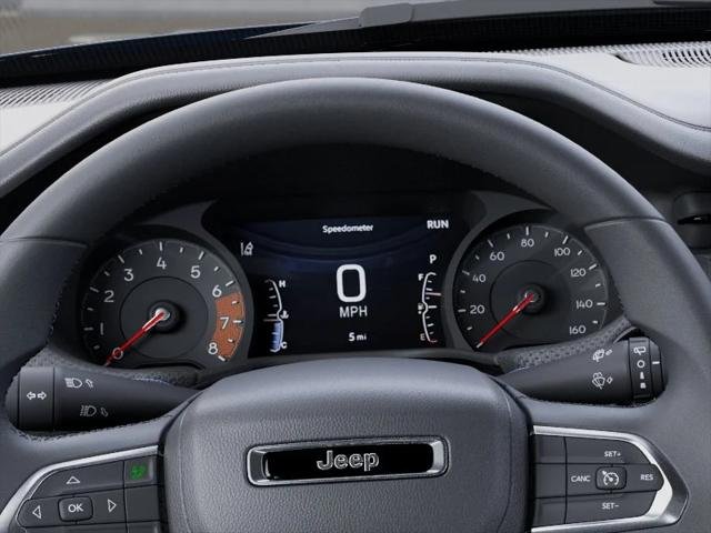 New 2026 Fathom Blue Pearl-Coat Exterior Paint Jeep Latitude image 43