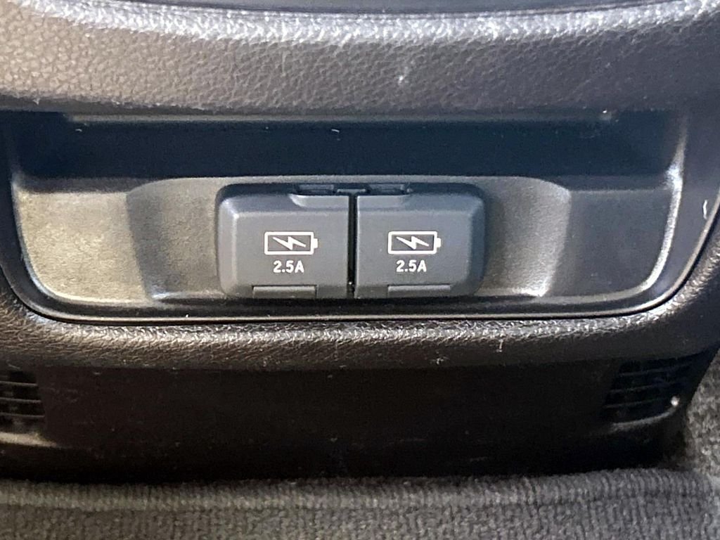 Used 2018 Silver Acura 3.5L image 19
