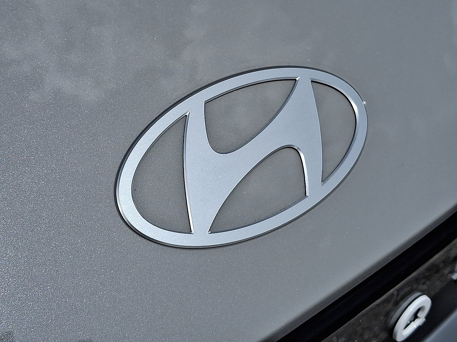 2025 Hyundai IONIQ 5 SE - Photo 24