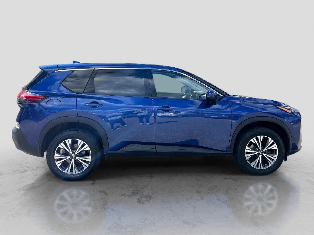 Used 2021 Blue Nissan SV image 6