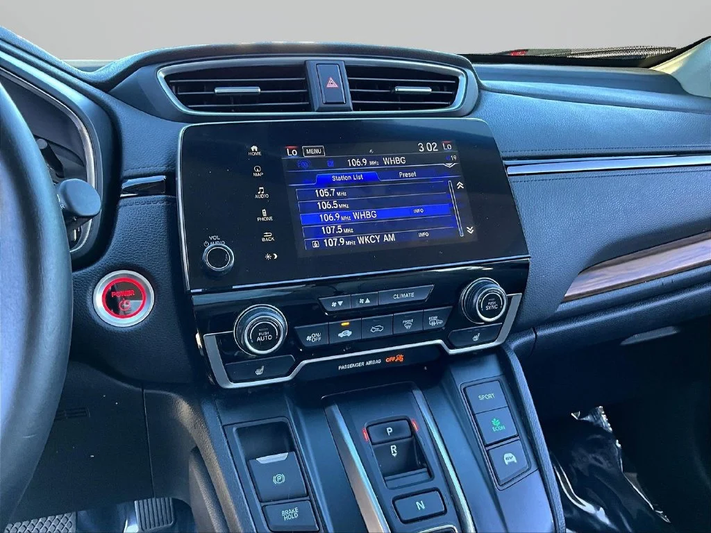 Used 2021 White Honda Touring image 10