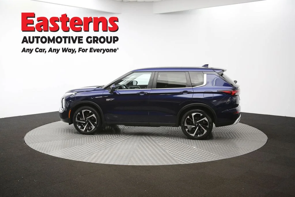 Used 2023 Blue Mitsubishi SE image 63