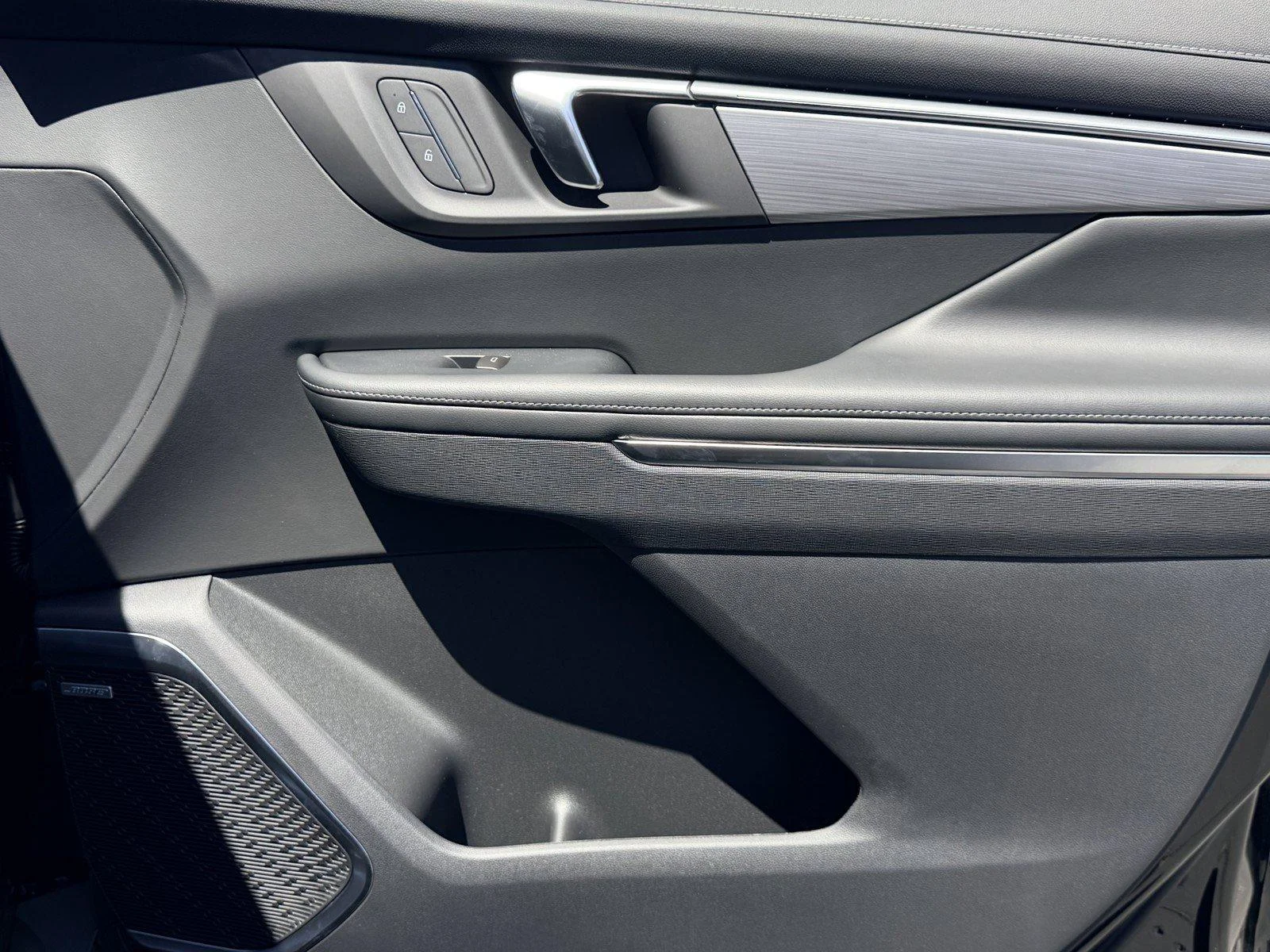 New 2026 Ebony Twilight Metallic Buick Preferred image 9