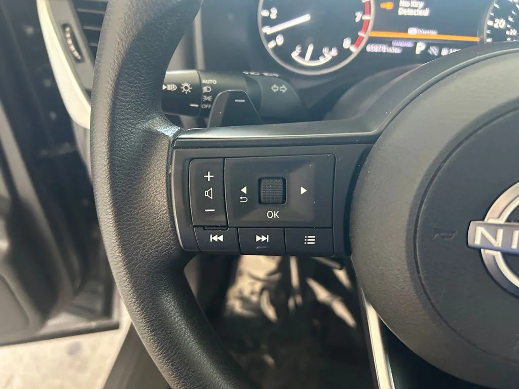 Used 2024 Gray Nissan S image 35