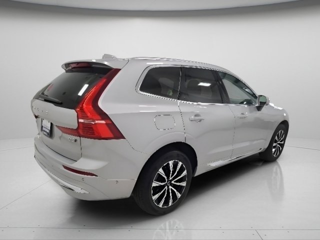 2023 Volvo XC60 Plus - Photo 8