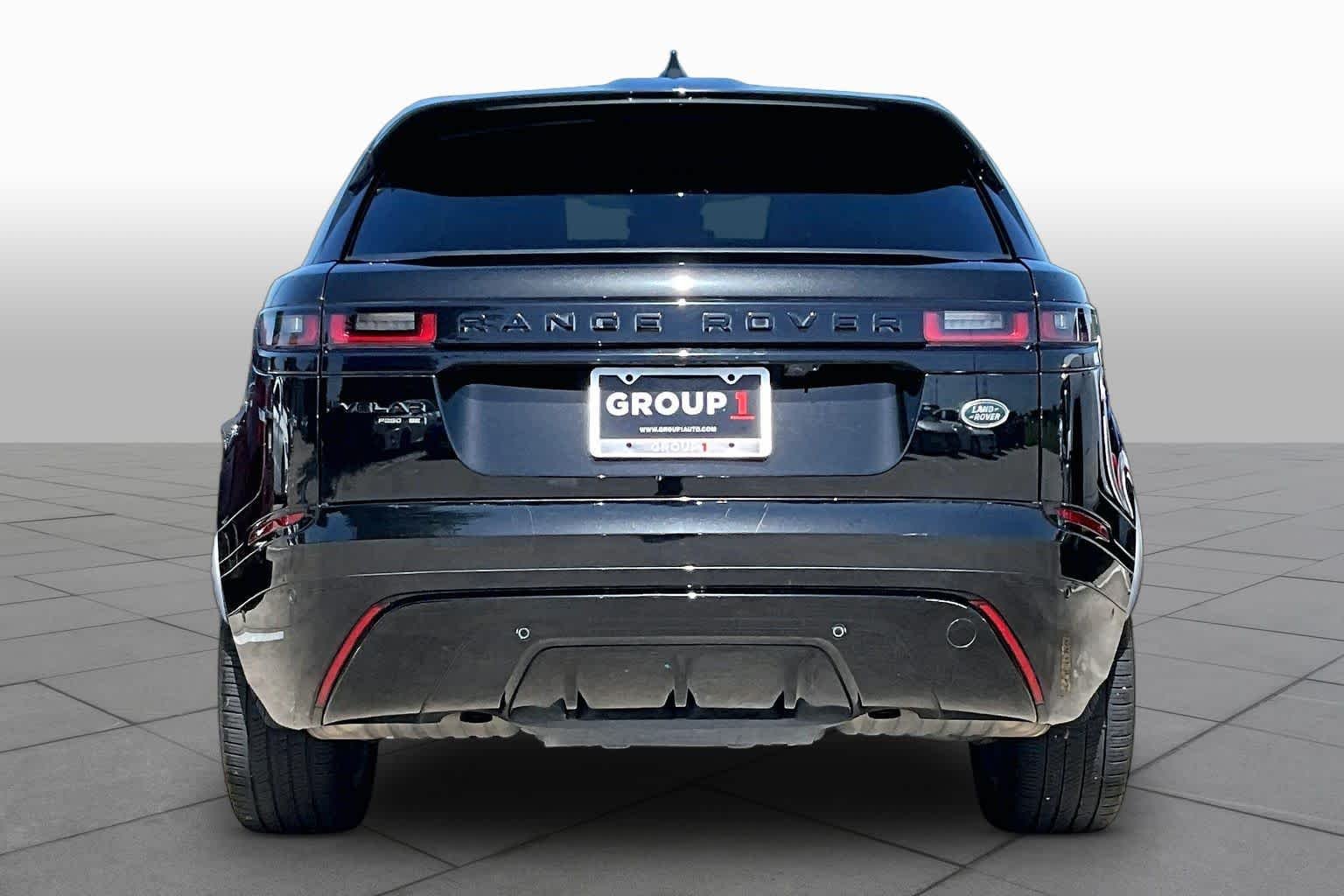 Pre-Owned 2019 Land Rover Range Rover Velar R-Dynamic SE