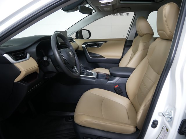 Certified Used 2025 Wind Chill Pearl Toyota Limited w/ Advanced Technology Pkg & Weather Pkg image 9
