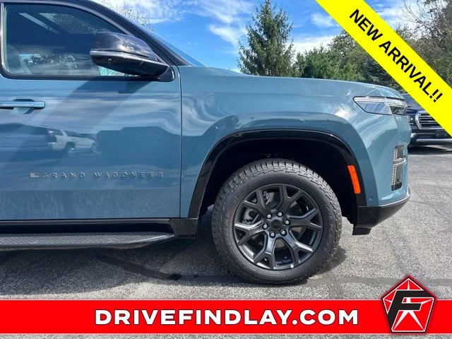 Used 2026 Blue Jeep Upland image 5