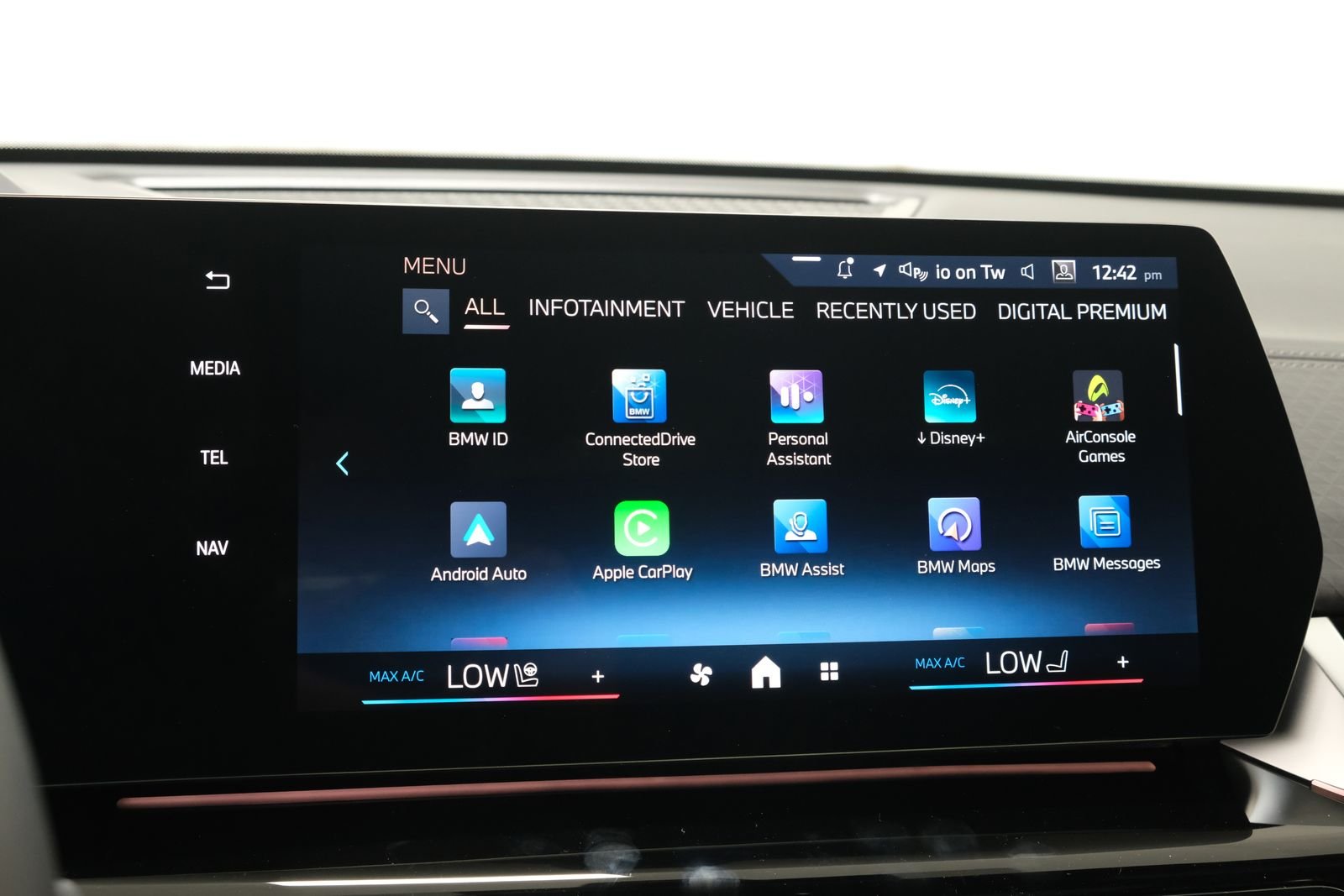 New 2026 Black Sapphire Metallic BMW xDrive28i image 17