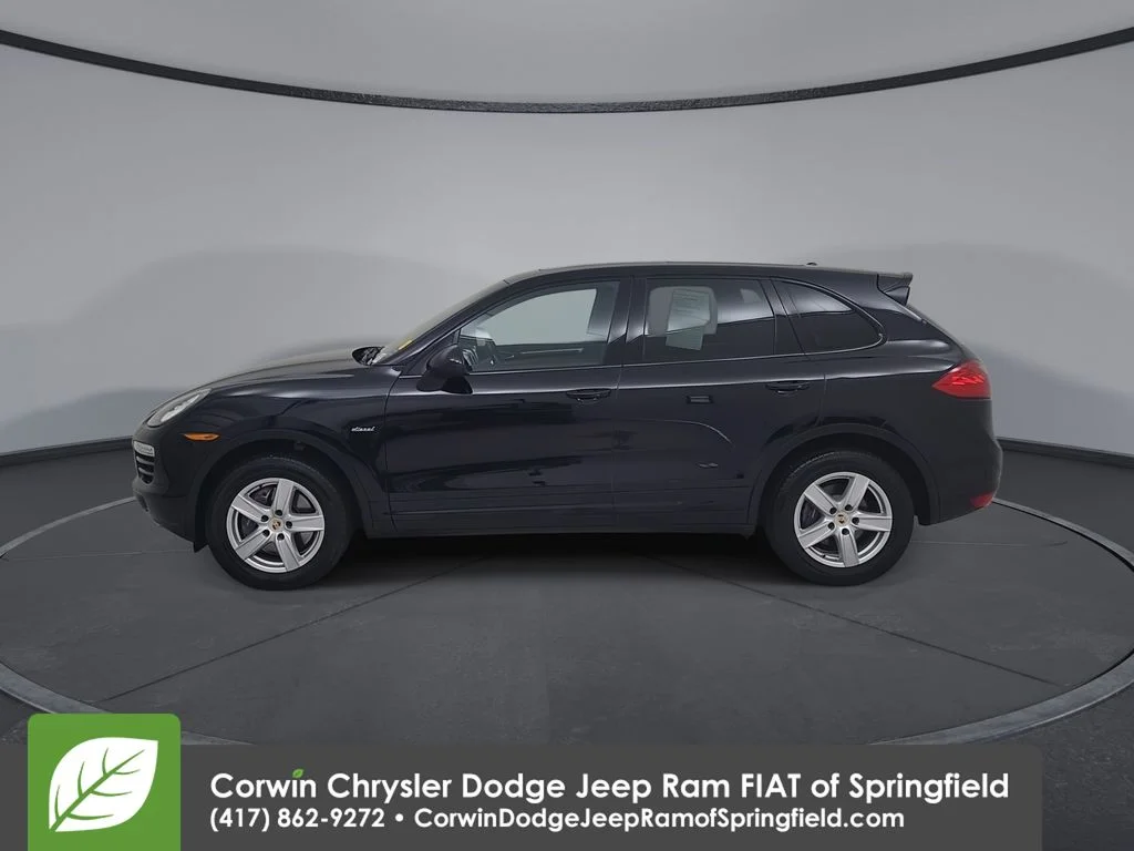 Used 2014 Black Porsche Diesel image 8