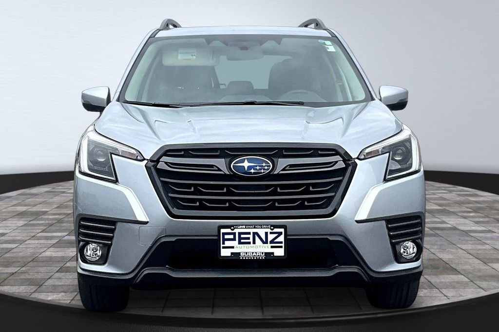 Used 2023 Subaru Forester Limited with VIN JF2SKANC6PH525167 for sale in Rochester, Minnesota