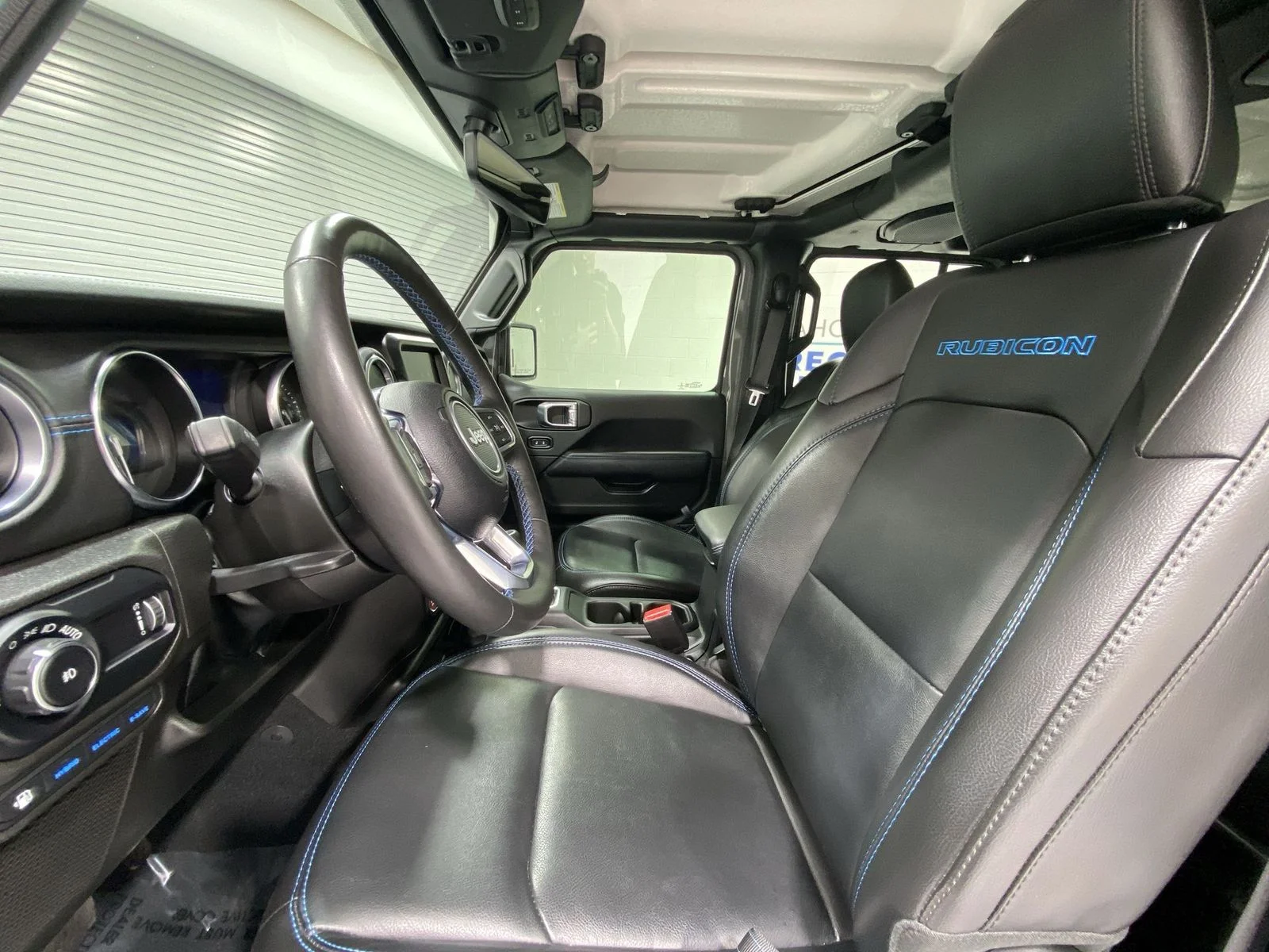 Used 2023 Gray Jeep Rubicon 4xe image 11