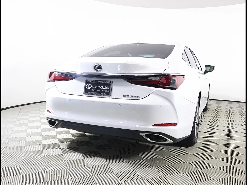 Certified Used 2020 Eminent White Pearl Lexus Base image 5