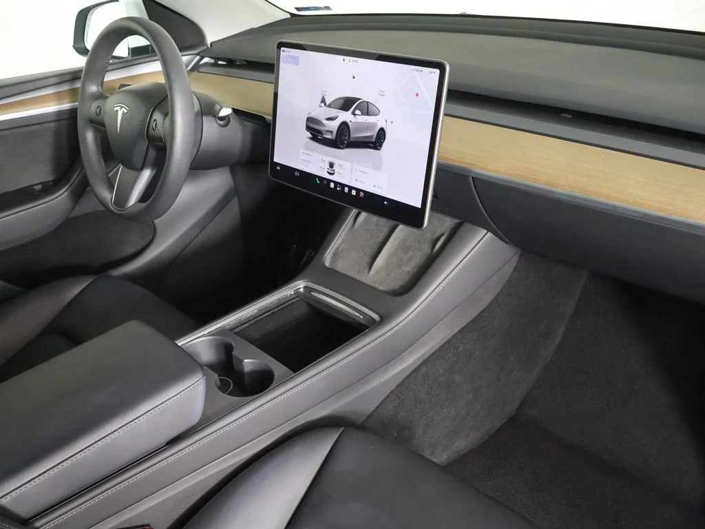 Used 2023 White Tesla Long Range image 30