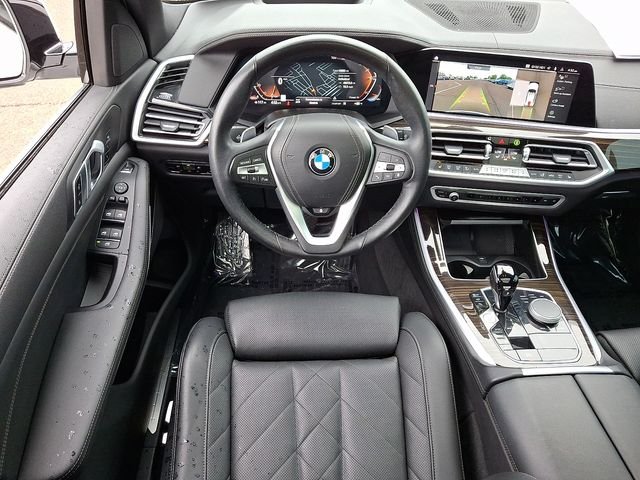 Certified Used 2023 Alpine White BMW xDrive40i image 11