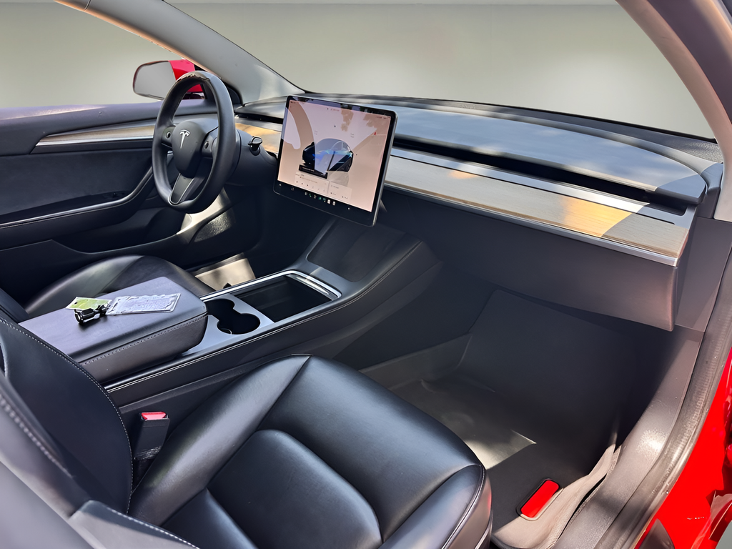 Used 2022  Tesla Long Range image 20