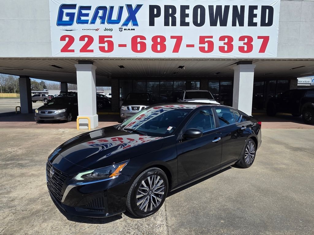 2025 Nissan Altima SV