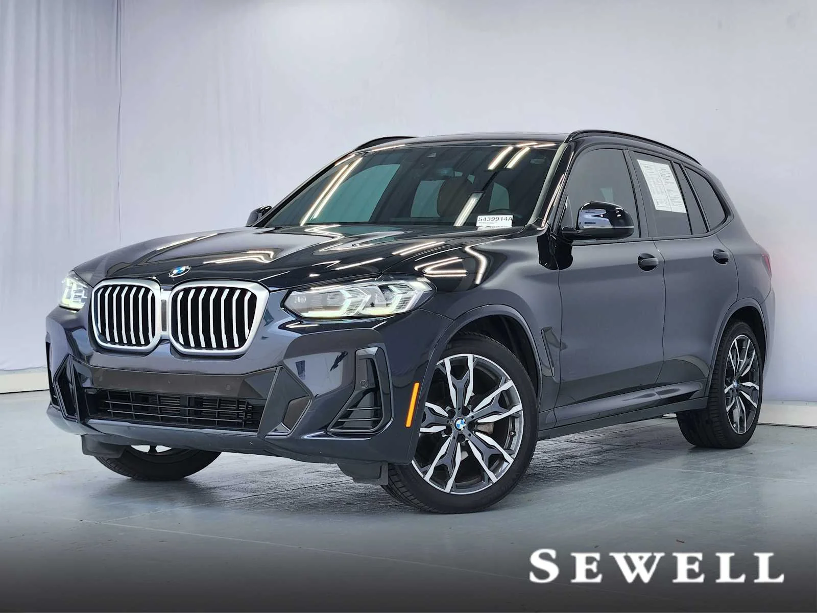 2023 BMW X3 sDrive30i's photo