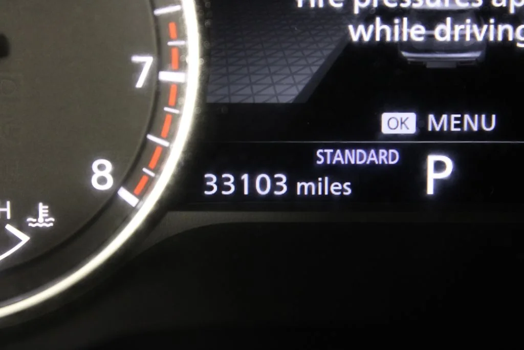2025 Nissan Pathfinder SV - Photo 30