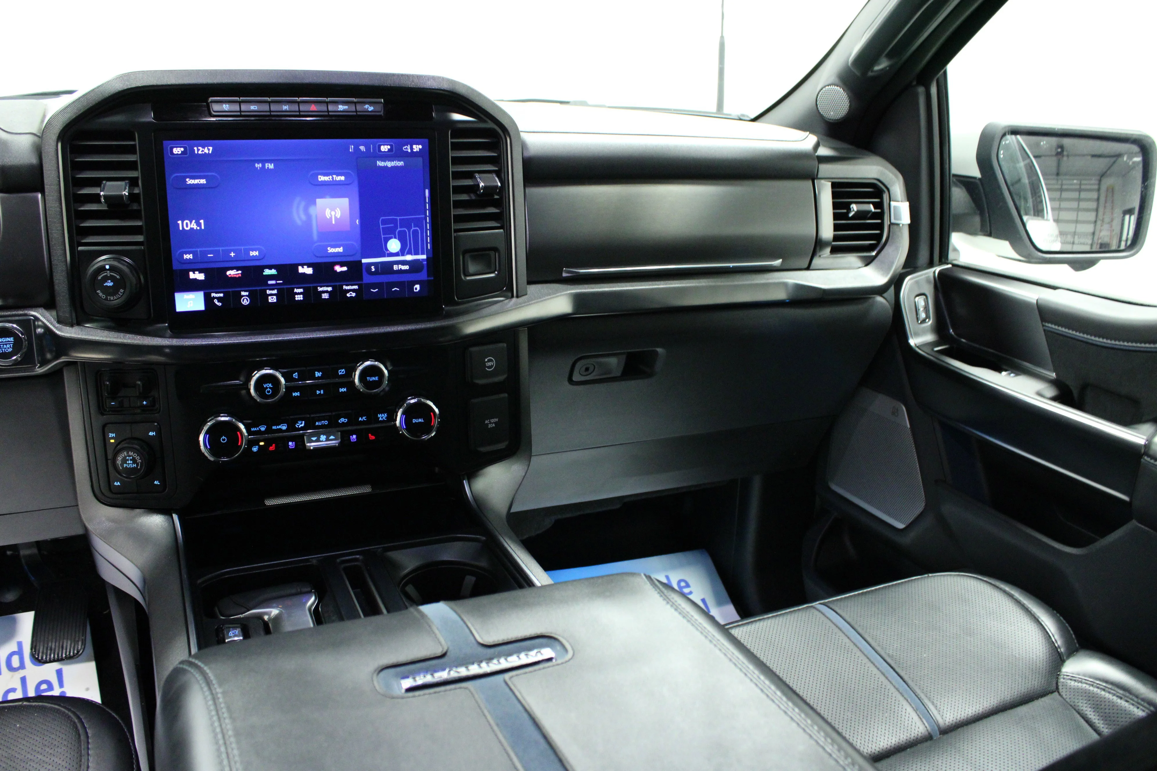 Used 2024 Star White Metallic Tri-Coat Ford Platinum image 20