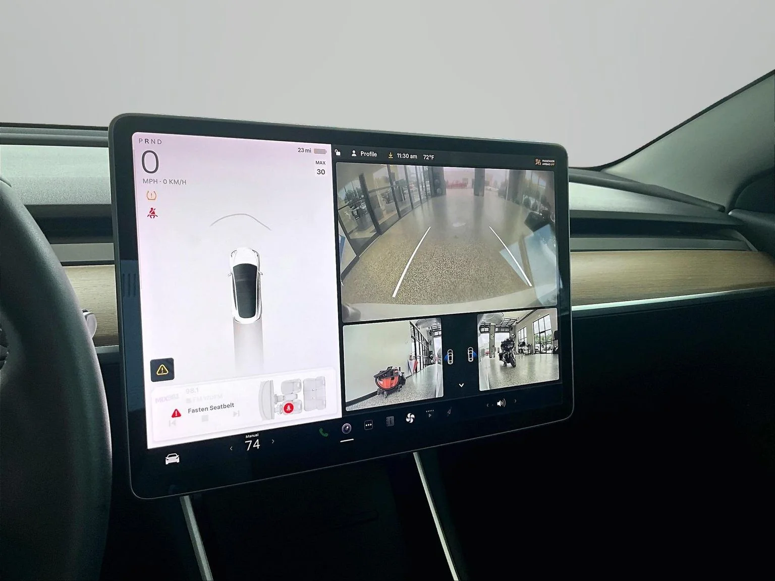 Used 2019 White Tesla Standard Range Plus image 21