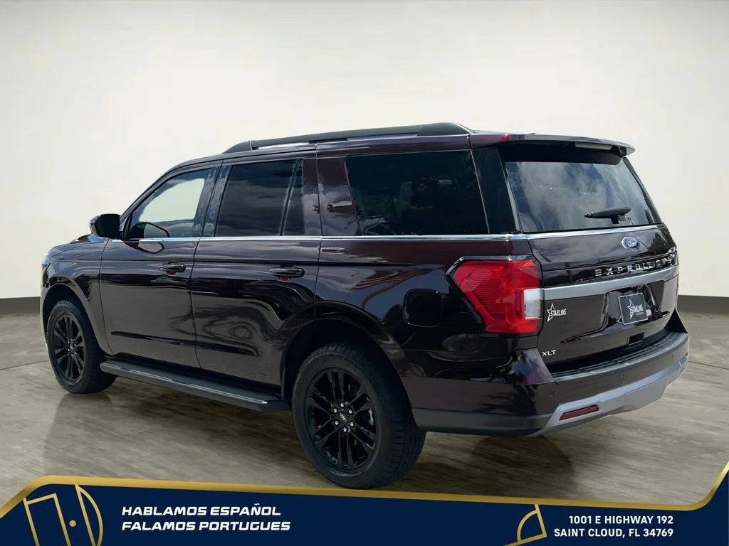 Used 2024 Red Ford XLT image 4