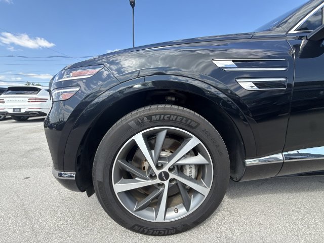 Used 2025 Black Genesis 2.5T image 10