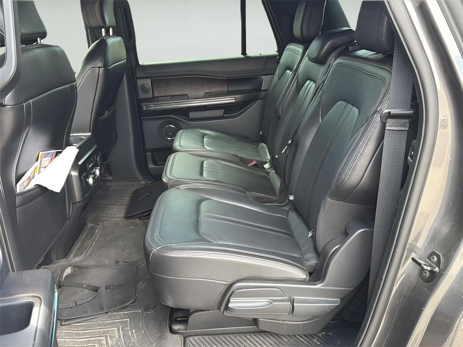 Used 2018 Magnetic Ford Limited image 8