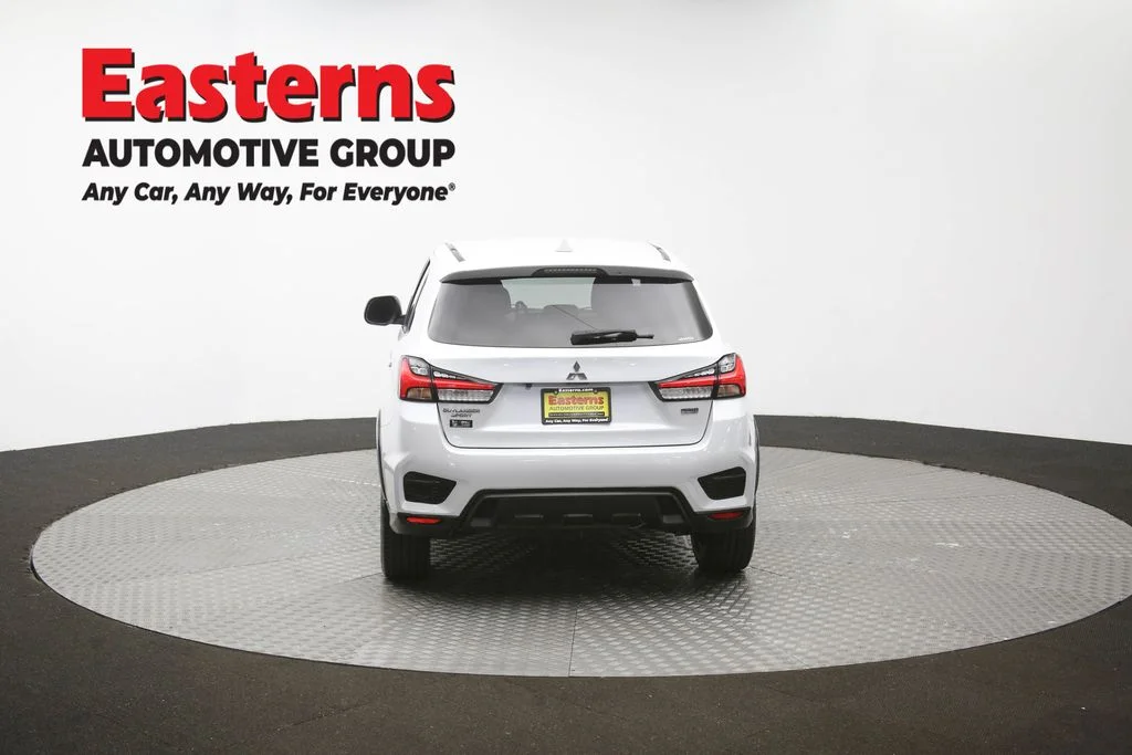 Used 2023 White Mitsubishi 2.0 LE image 37