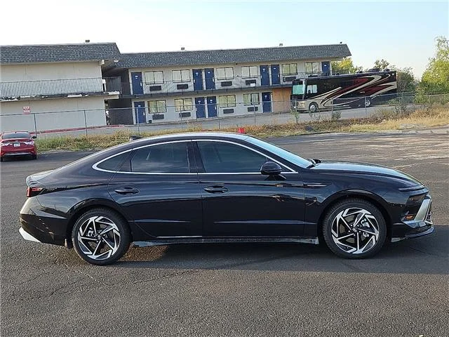 New 2026 Carbon Blue Hyundai SEL Sport image 5