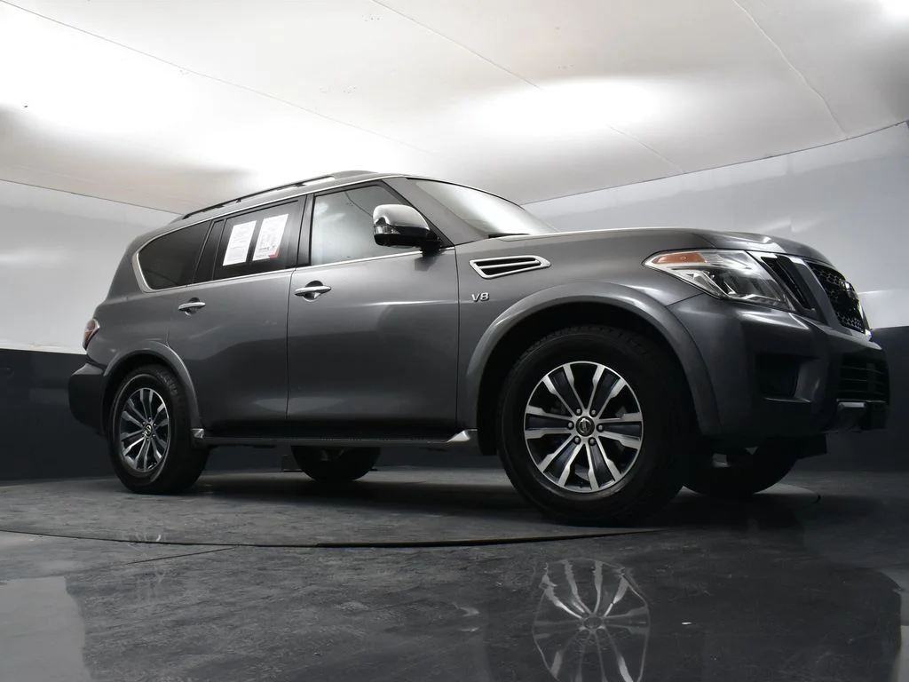 Used 2019 Gray Nissan SL image 32