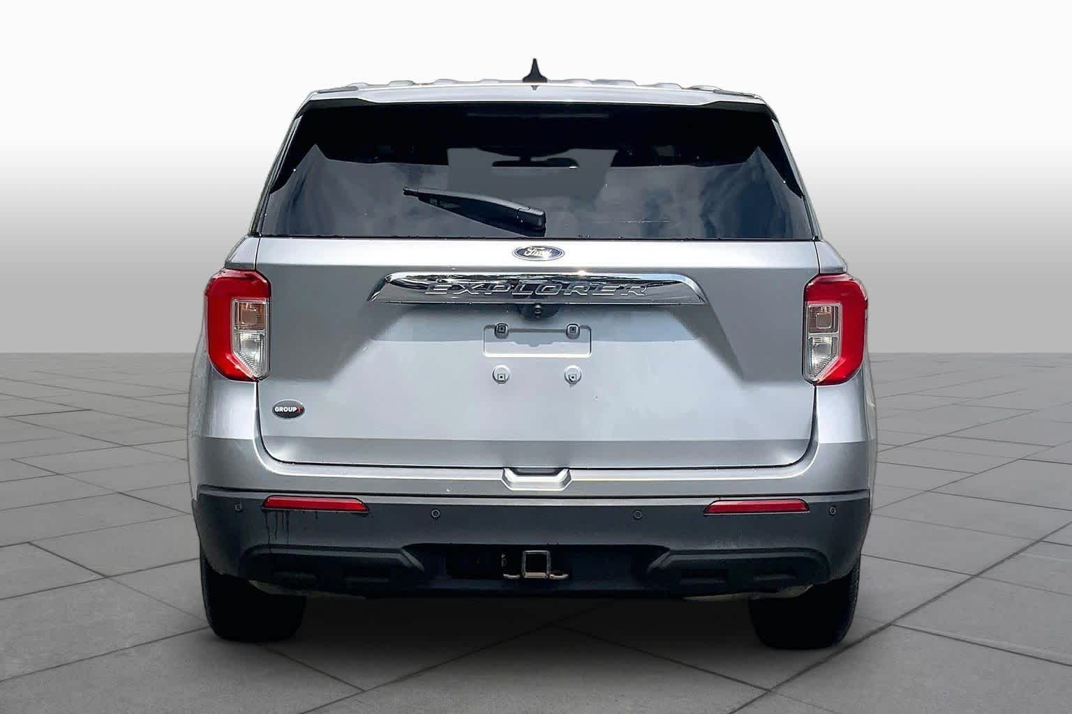 Certified Used 2021 Iconic Silver Ford Base image 5