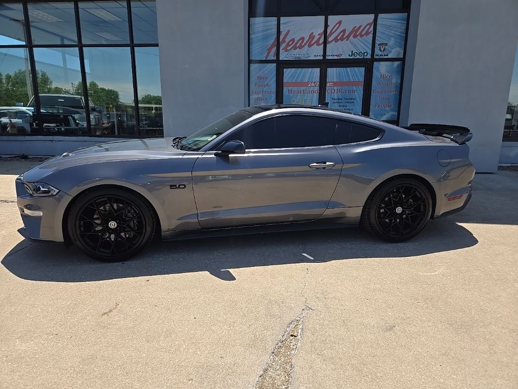 Used 2022 Gray Ford GT image 3