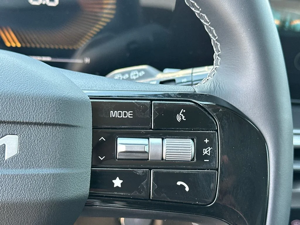 New 2026 Gray Kia S image 26
