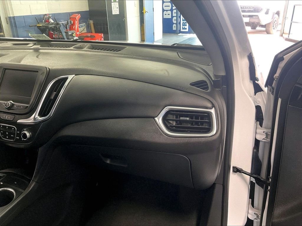 Used 2024 White Chevrolet LT image 13
