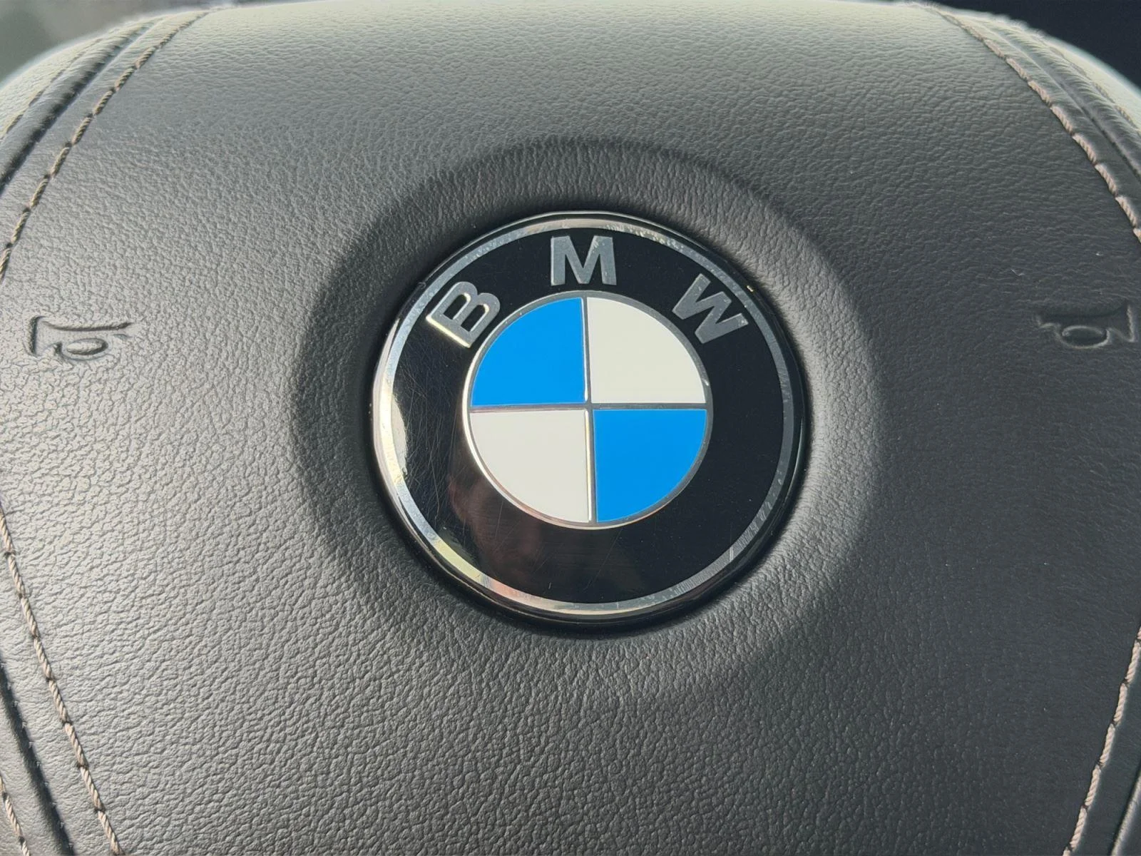 Used 2023 Black Sapphire Metallic BMW xDrive40i image 26