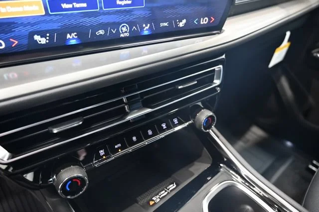 New 2026 Mosaic Black Metallic Chevrolet LT image 18