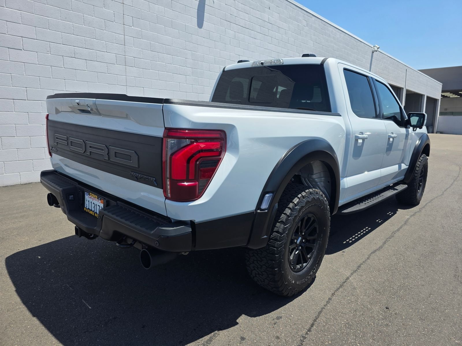 Used 2025 White Ford Raptor image 9