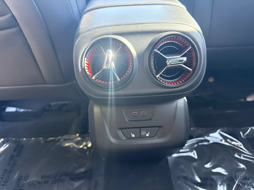 Used 2024 Summit White Chevrolet RS image 13