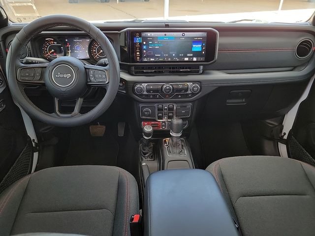 Used 2025 White Jeep Rubicon image 9