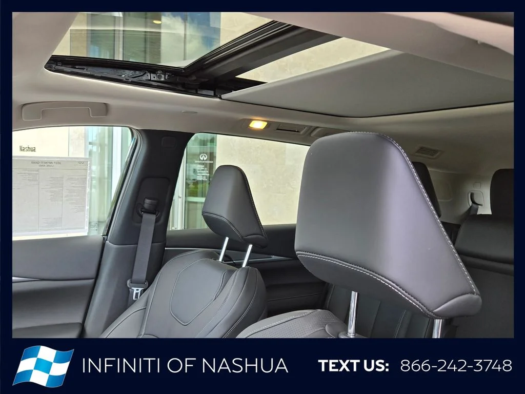New 2027 MINERAL BLACK INFINITI Luxe AWD image 6