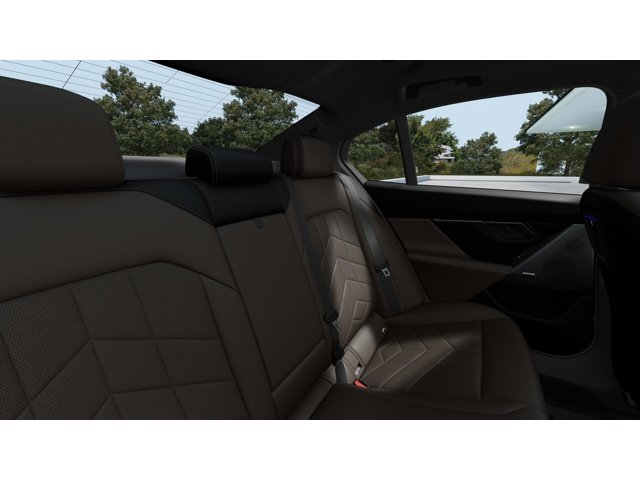 New 2027 Carbon Black Metallic BMW 540i xDrive image 12