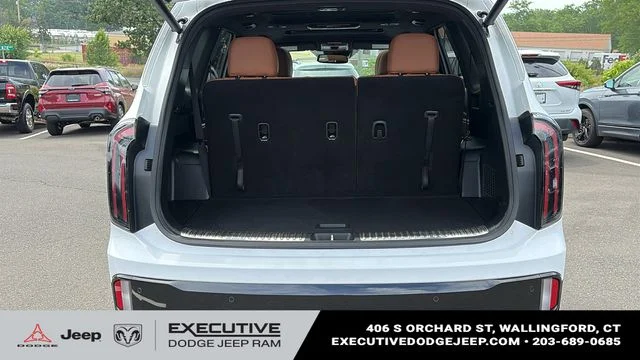 Used 2024 White Kia SX X-Line image 30