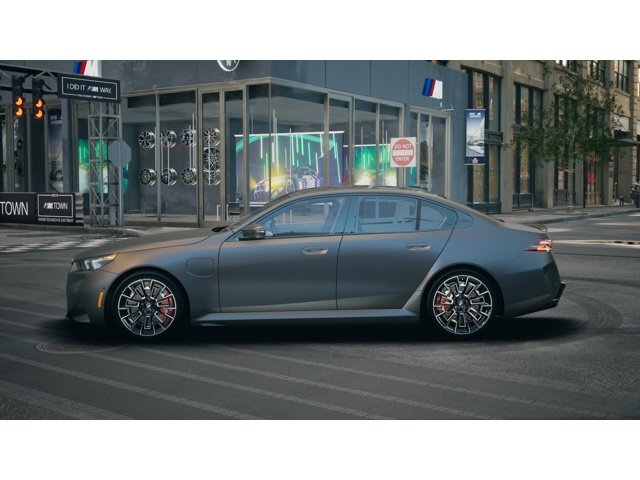 New 2026 FROZEN DEEP GRE BMW  image 4