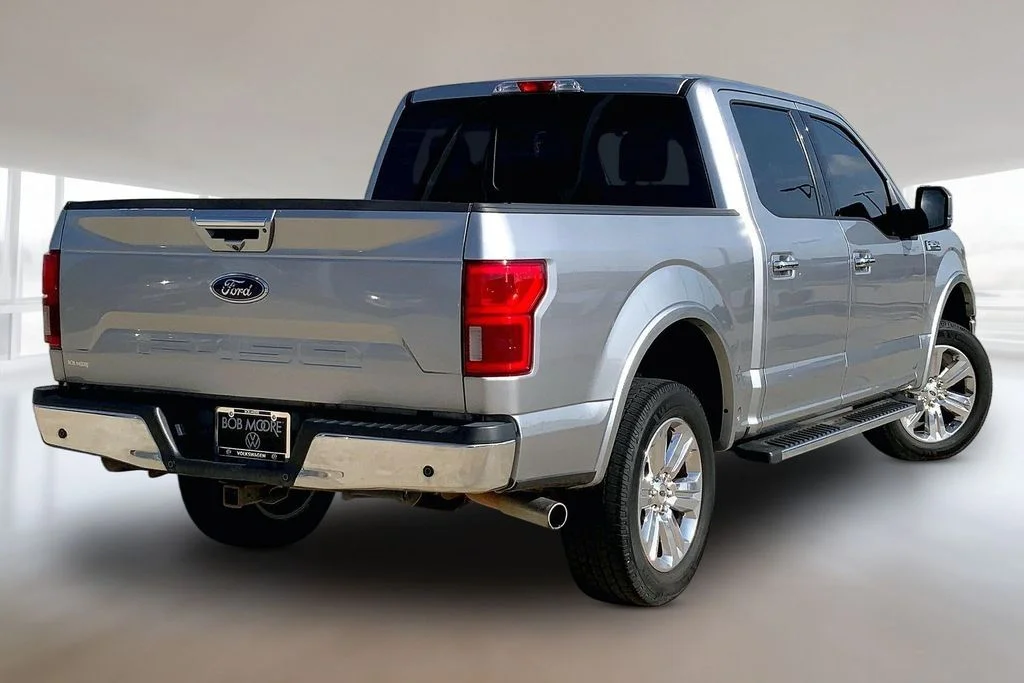 Used 2020 Silver Metallic Ford Lariat image 2
