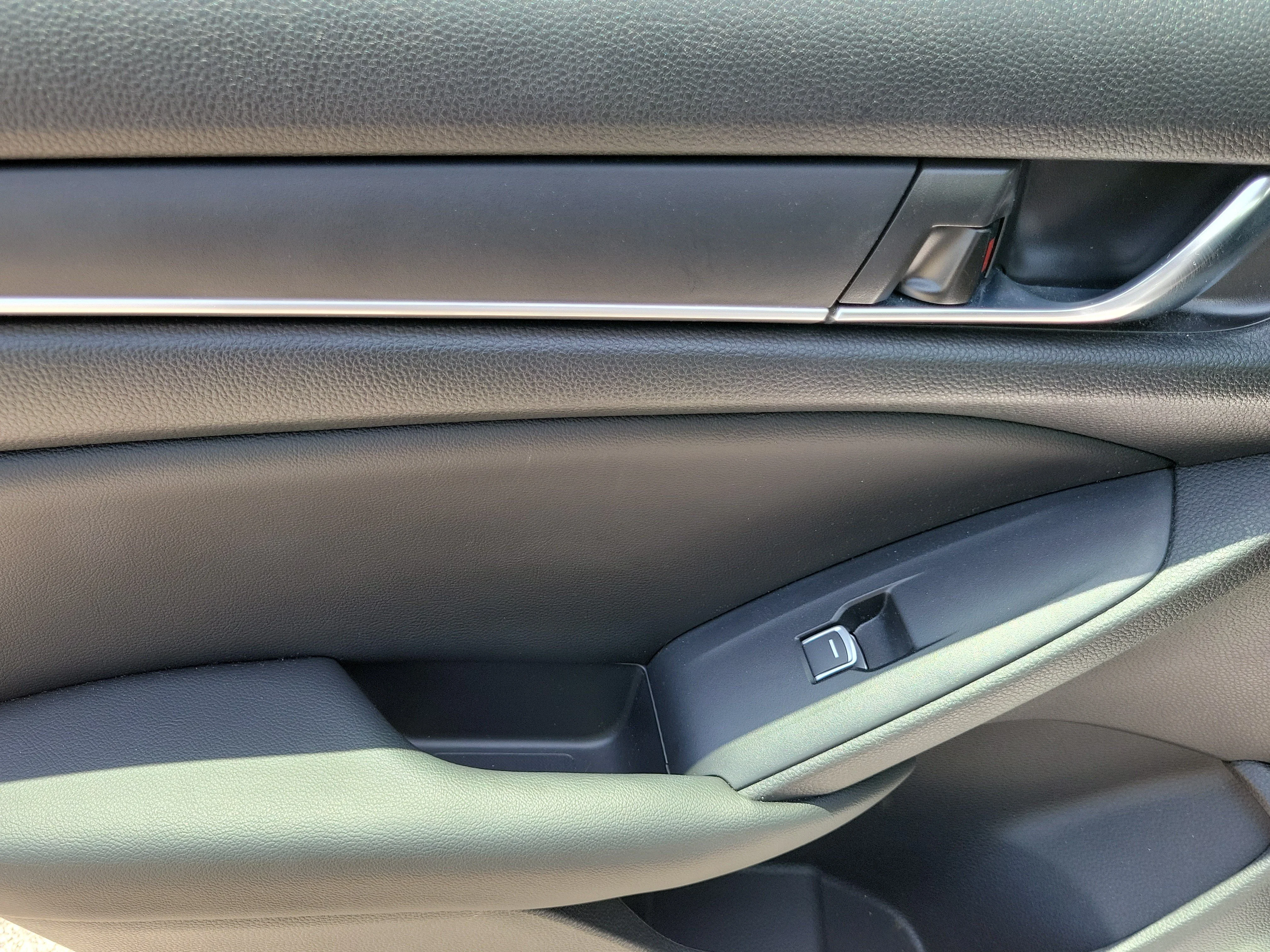 2022 Honda Accord LX - Photo 16