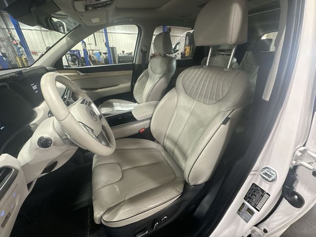 Used 2023 White Hyundai Limited image 17